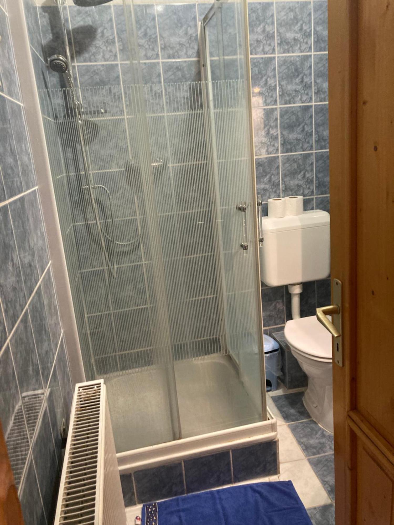 Retro Panzio Bed & Breakfast Pecs Luaran gambar