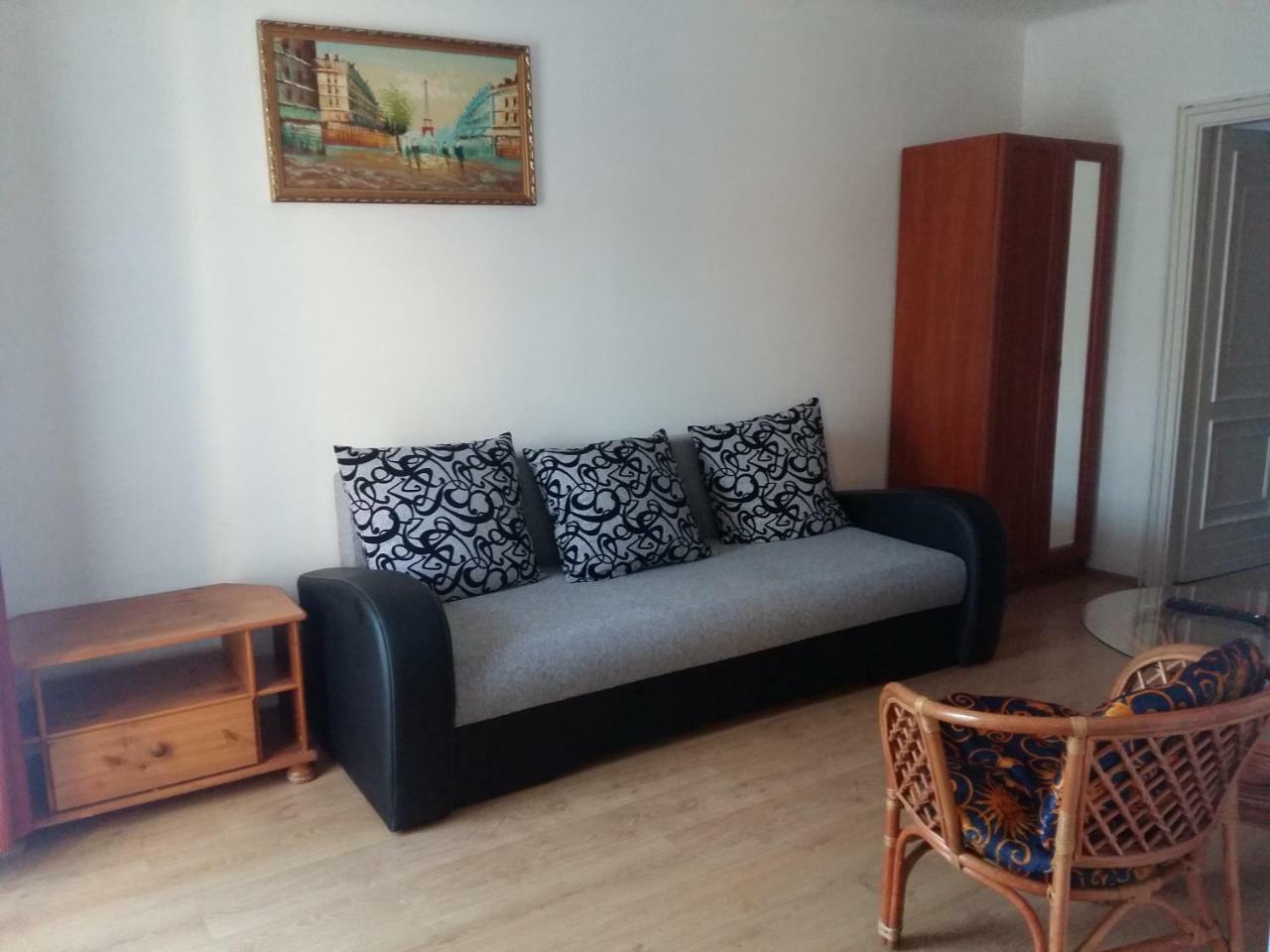 Retro Panzio Bed & Breakfast Pecs Luaran gambar